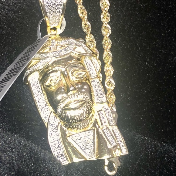 Real diamond Jesus pendant w/10k gold rope chain - Picture 5 of 17